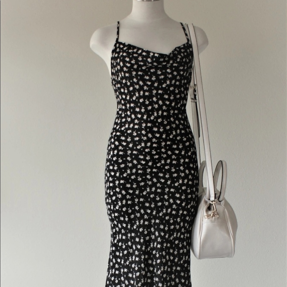 Black white floral backless maxi dress NWT